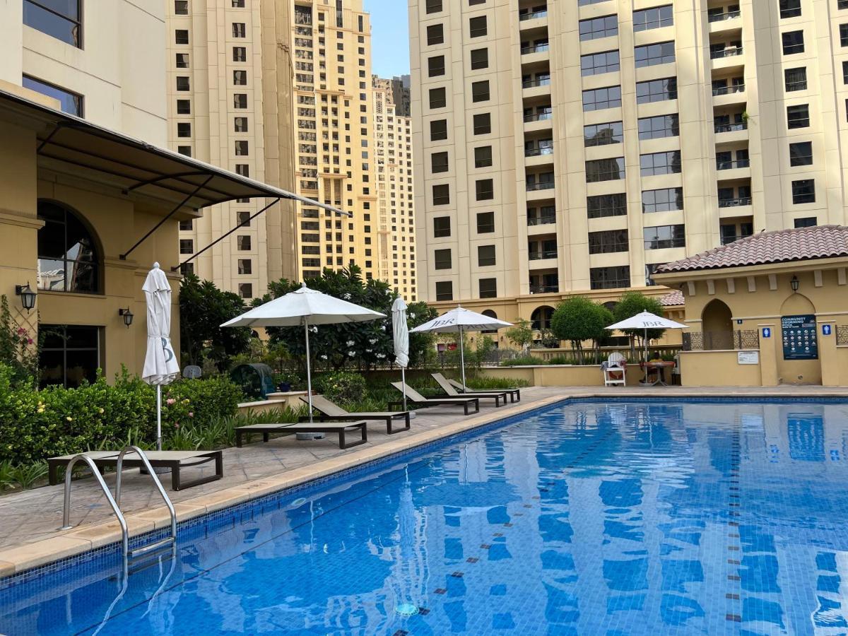 Lunar Hostel - Jbr Dubai Eksteriør bilde