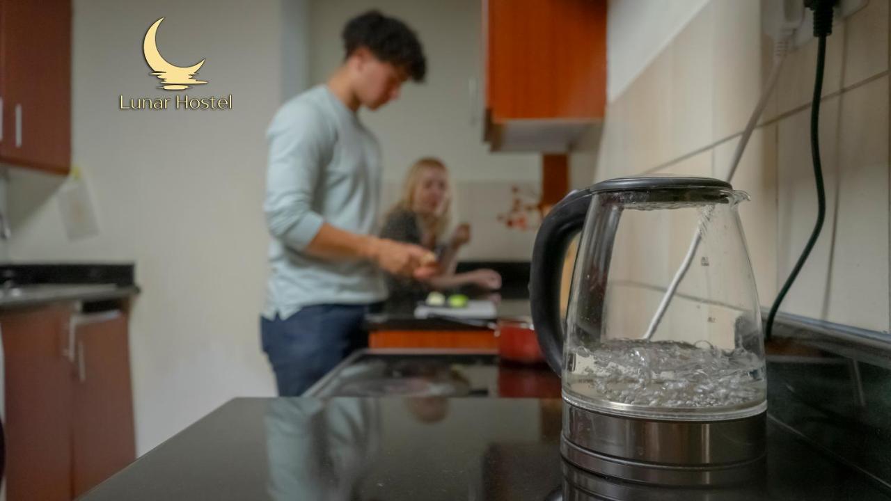 Lunar Hostel - Jbr Dubai Eksteriør bilde