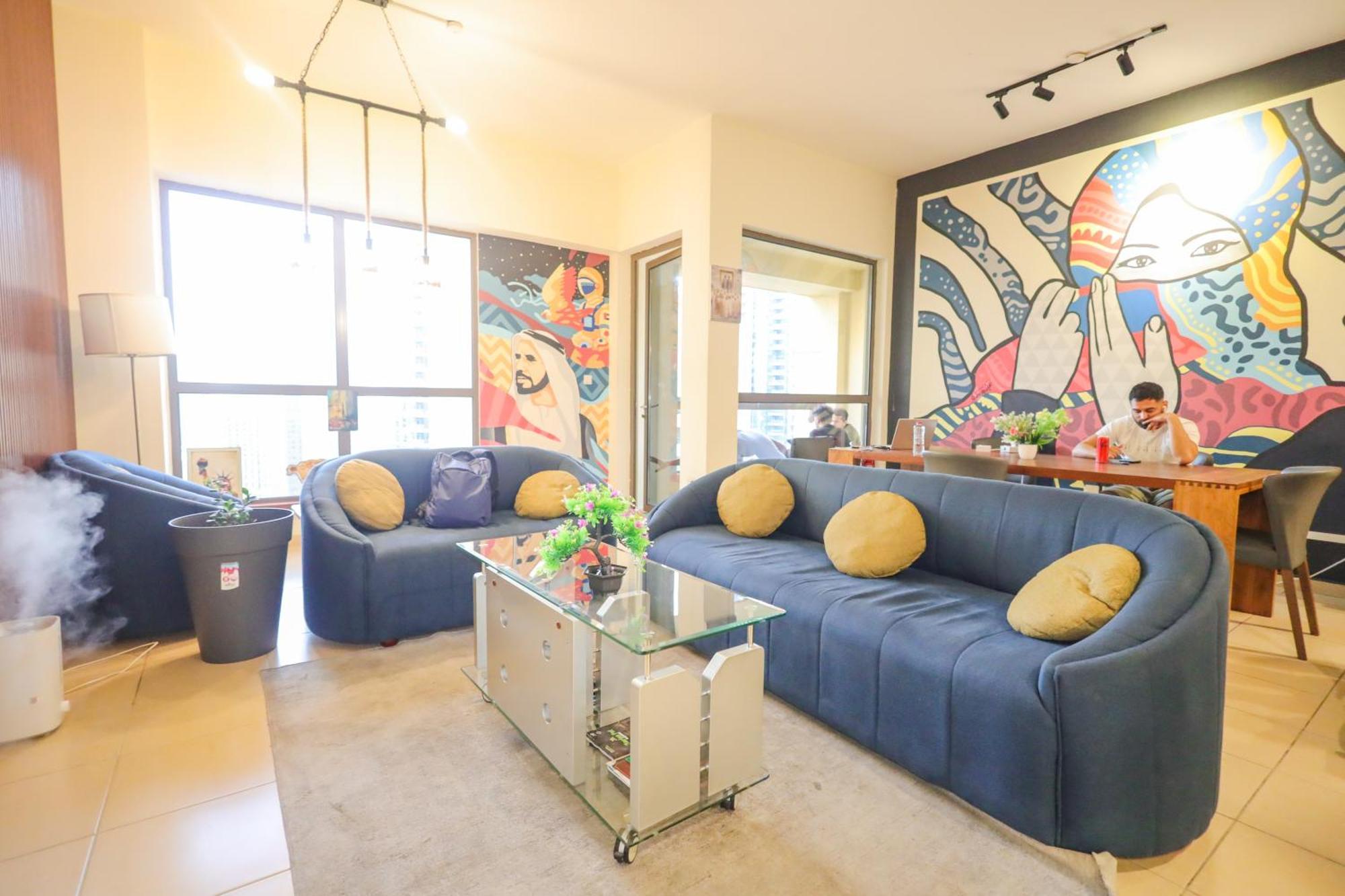 Lunar Hostel - Jbr Dubai Eksteriør bilde