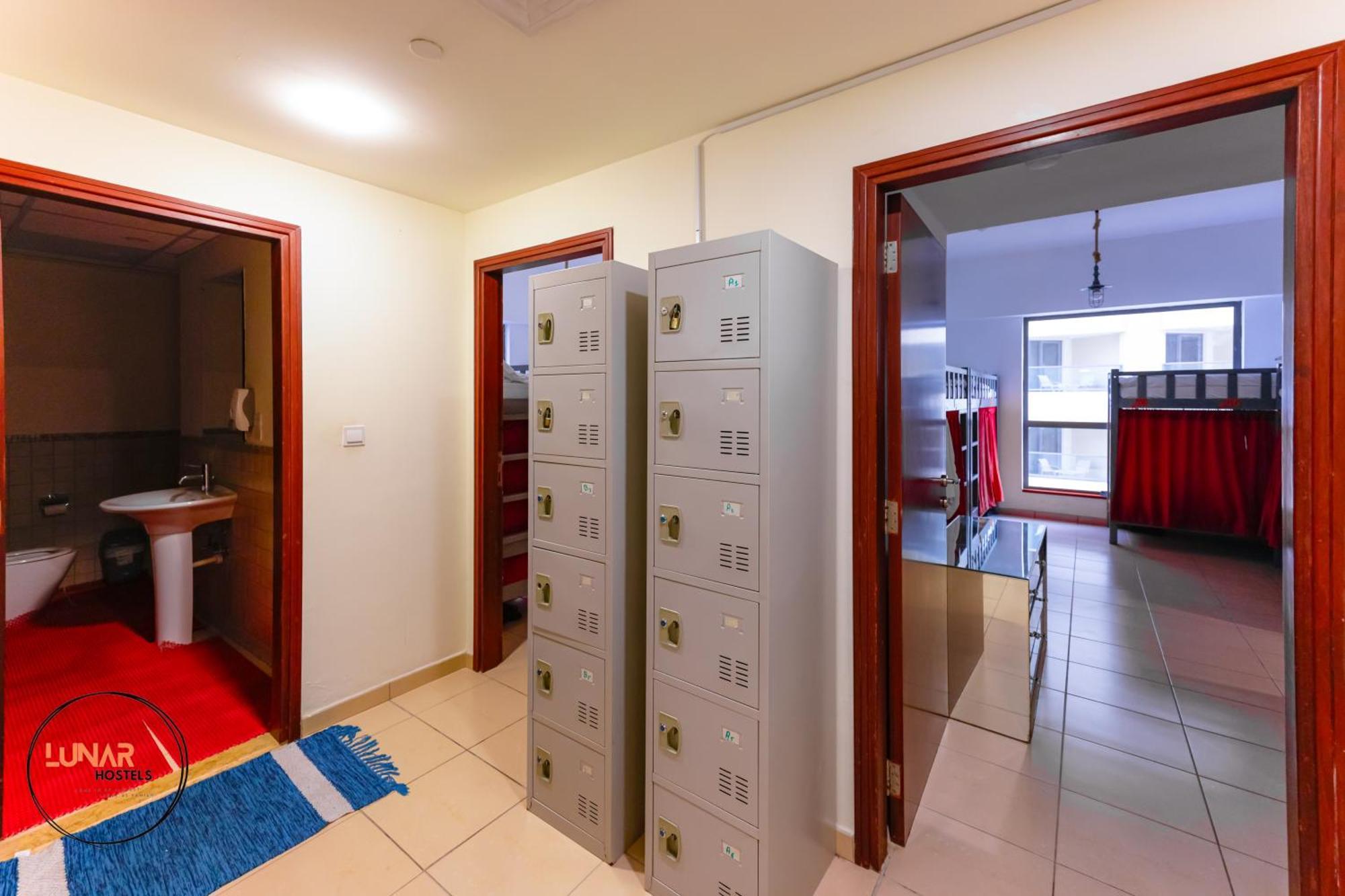 Lunar Hostel - Jbr Dubai Eksteriør bilde