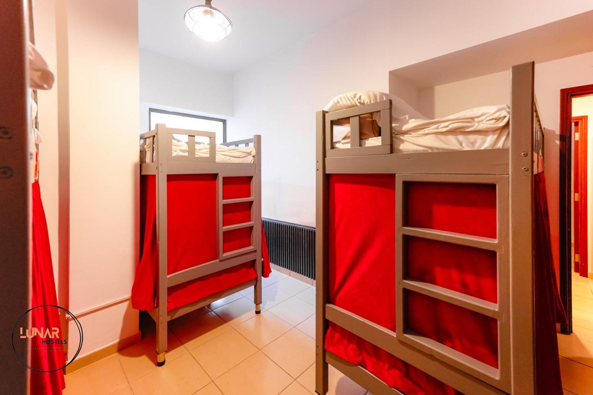 Lunar Hostel - Jbr Dubai Eksteriør bilde